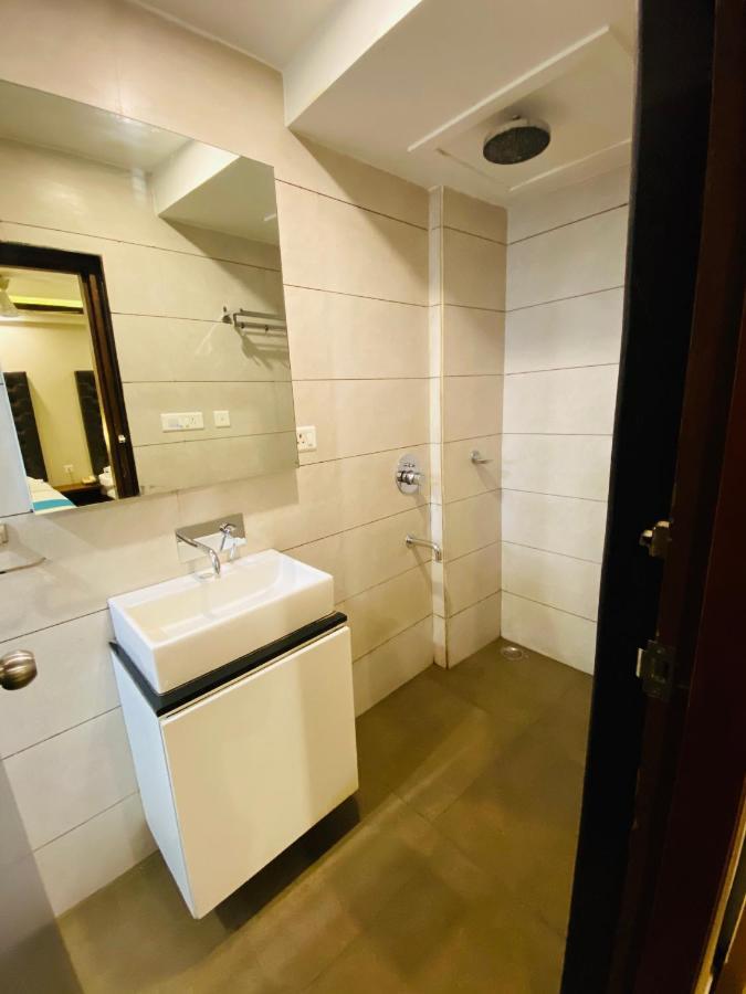 Saluja Residency Otel Siliguri Dış mekan fotoğraf