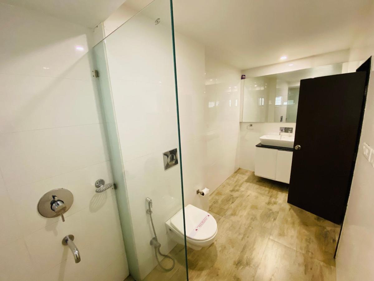 Saluja Residency Otel Siliguri Dış mekan fotoğraf