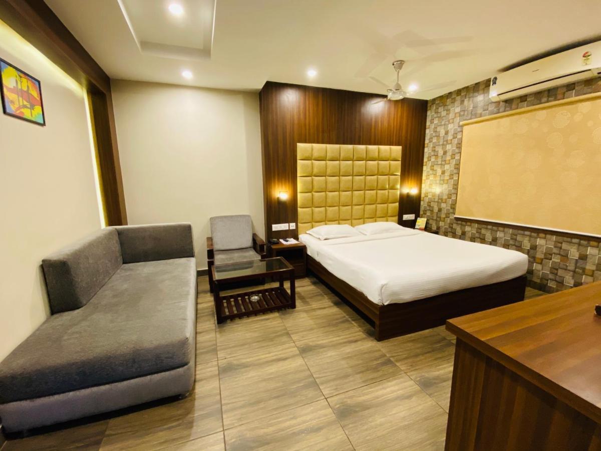 Saluja Residency Otel Siliguri Dış mekan fotoğraf
