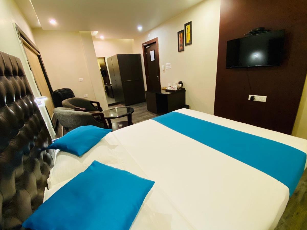 Saluja Residency Otel Siliguri Dış mekan fotoğraf