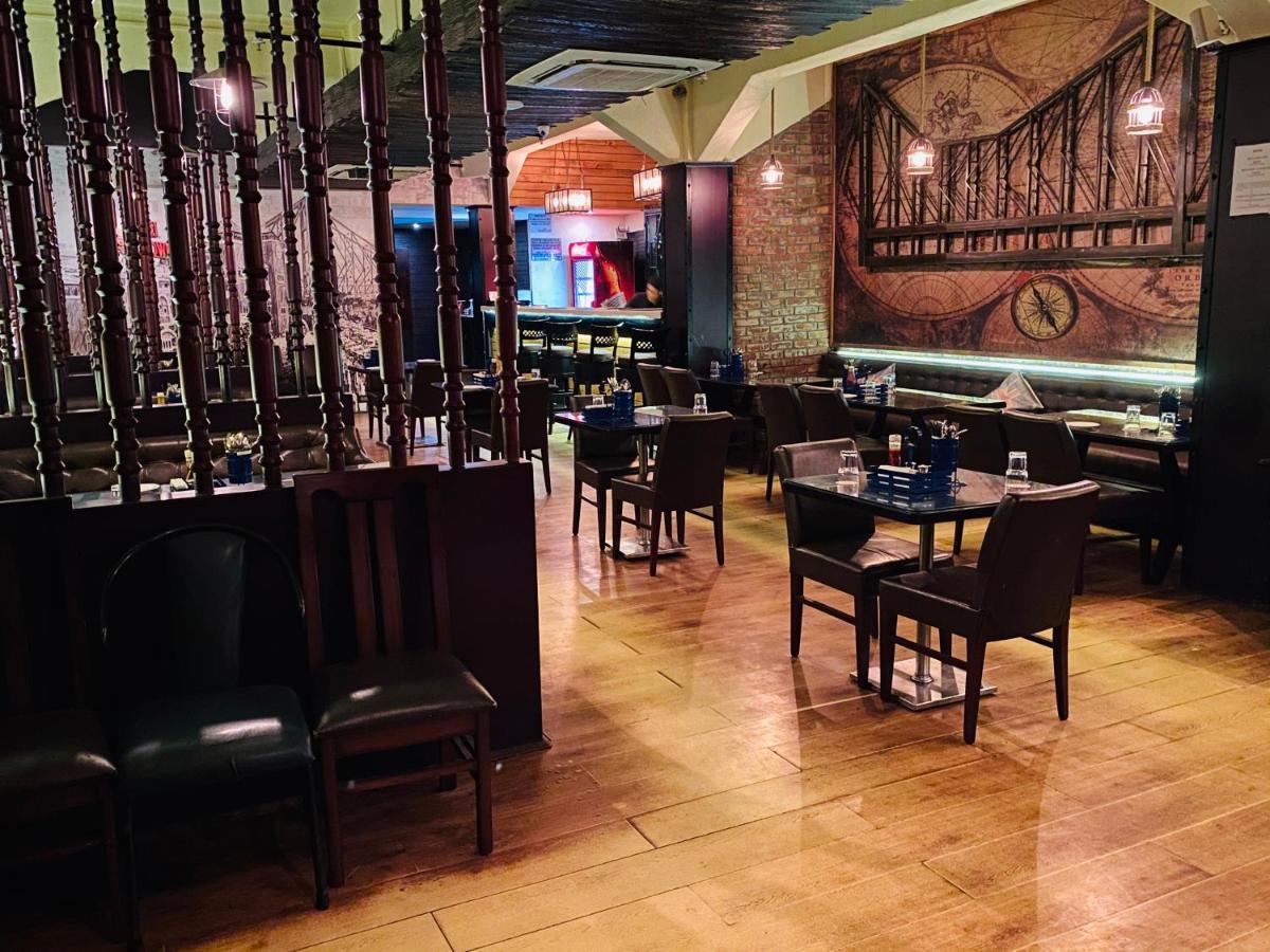 Saluja Residency Otel Siliguri Dış mekan fotoğraf