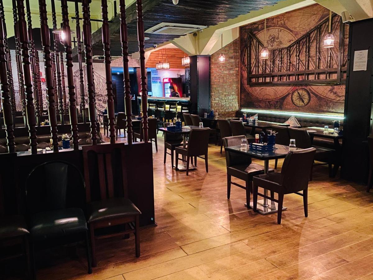 Saluja Residency Otel Siliguri Dış mekan fotoğraf